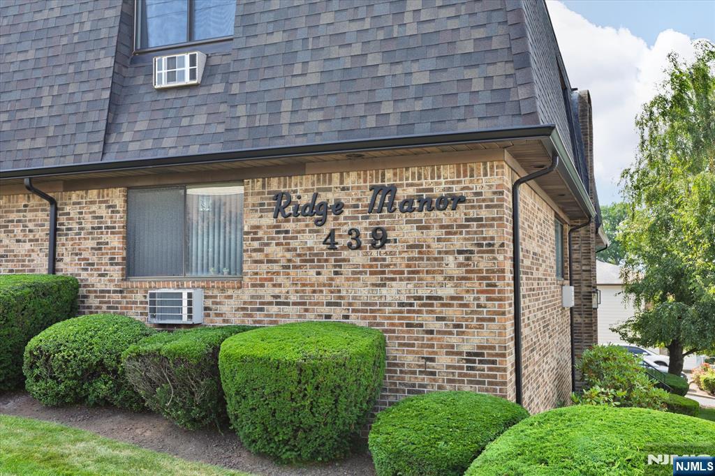 439 Ridge Road 6