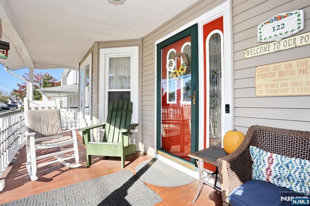 122 Quackenbush Avenue