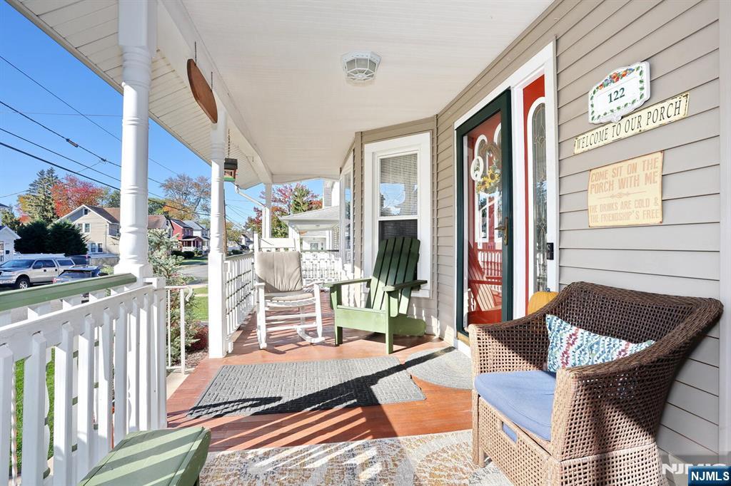 122 Quackenbush Avenue