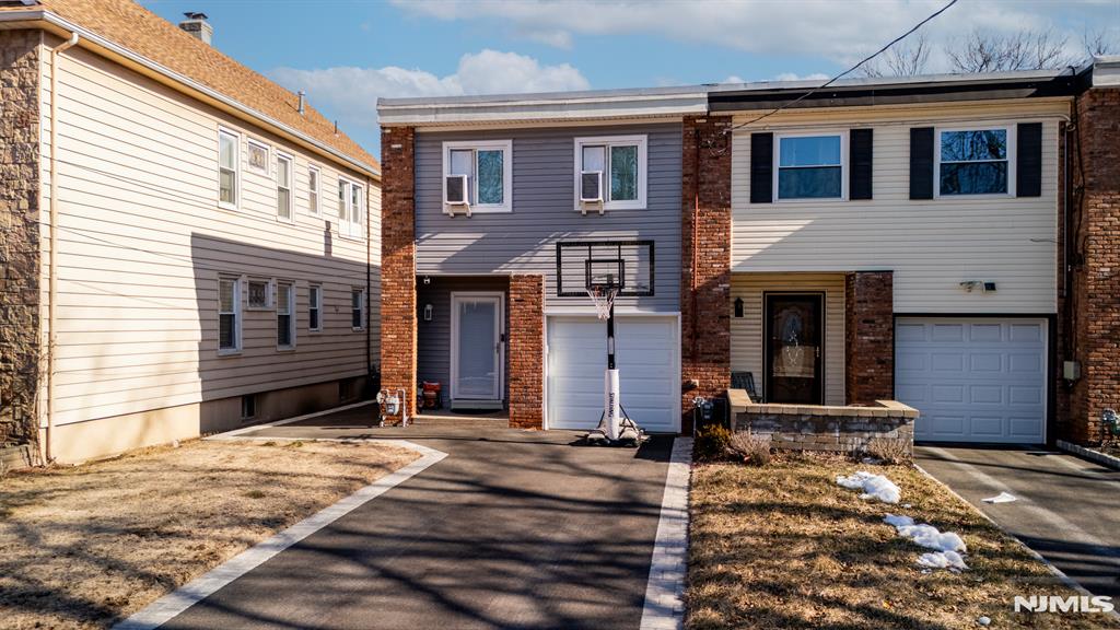 Rental Property at 16 Onyx Ct, Passaic, New Jersey - Bedrooms: 4 
Bathrooms: 2 
Rooms: 7  - $3,700 MO.