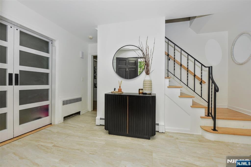 388 Carriage Lane