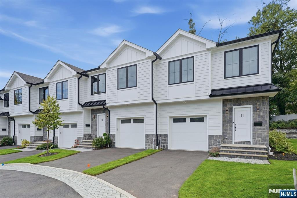 11 Fey Place