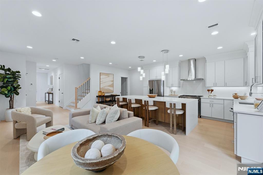 11 Fey Place