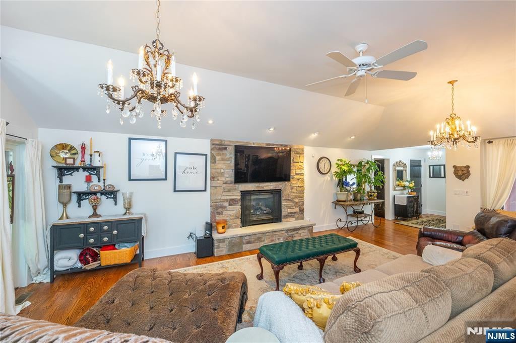 111 Ballantine Road