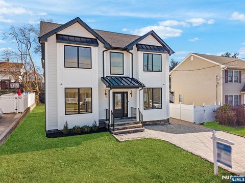 Photo of 110 Platt Avenue, Saddle Brook, NJ 07663 (MLS # 26019715)