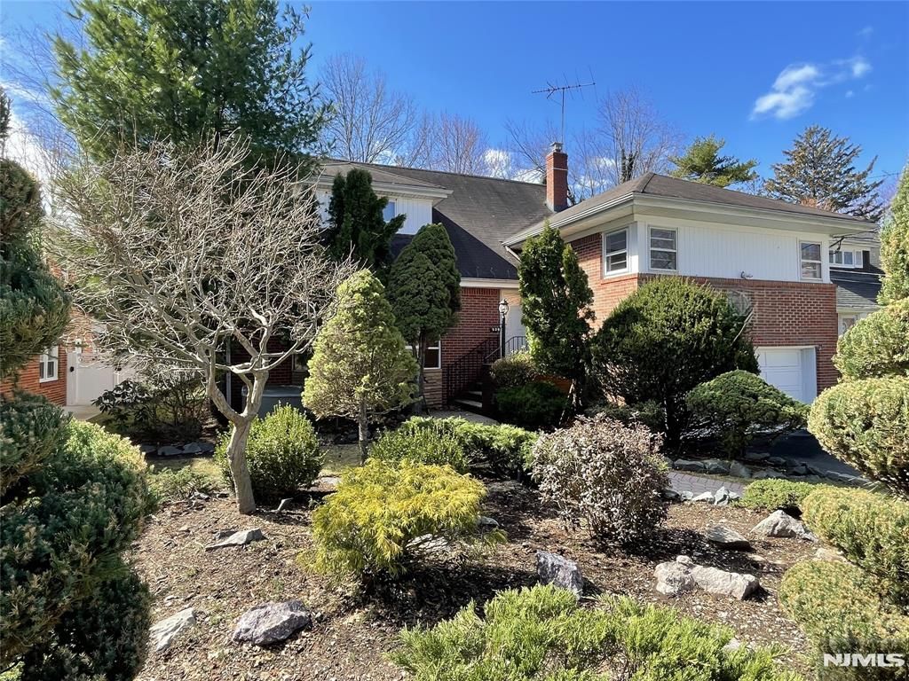 Photo of 526 Rutland Avenue, Teaneck, NJ 07666 (MLS # 26008144)