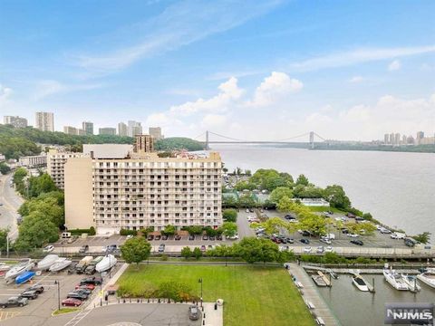 Photo of 1055 River Road #905, Edgewater, NJ 07020 (MLS # 25037328)
