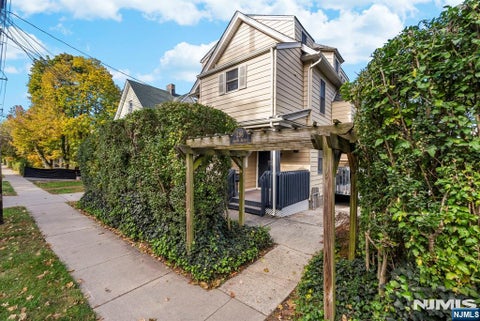 Photo of 286 Grand AVE #2, Leonia, NJ 07605 (MLS # 26040666)