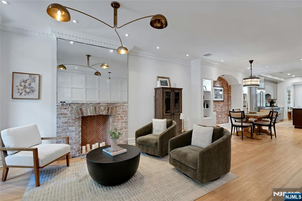 1008 Park Avenue