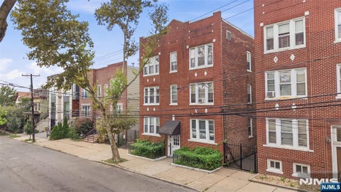 Photo of 187 Pine Street, Jersey City, NJ 07304 (MLS # 26038306)