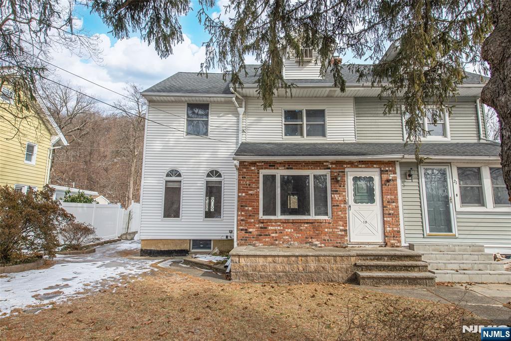 19 Ringwood Avenue
