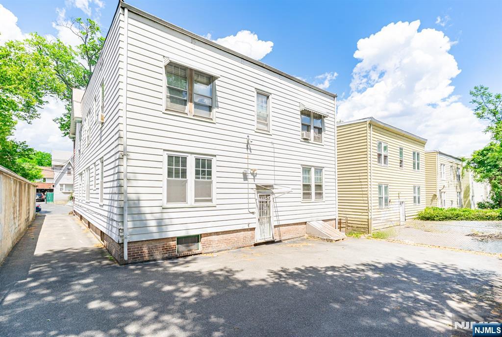 126 Scofield Street