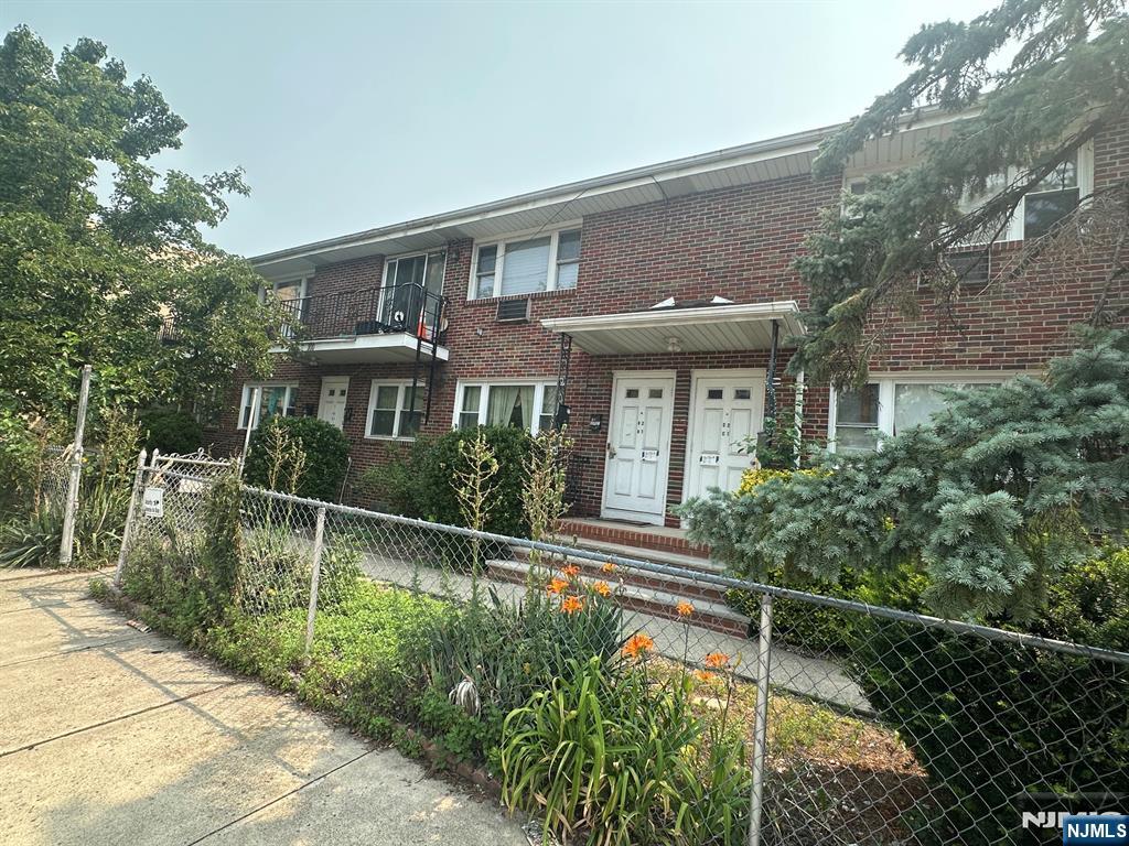 128 Highland Avenue