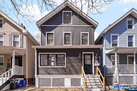 16 Orange Road, Montclair, NJ 07042 - MLS#: 25011174