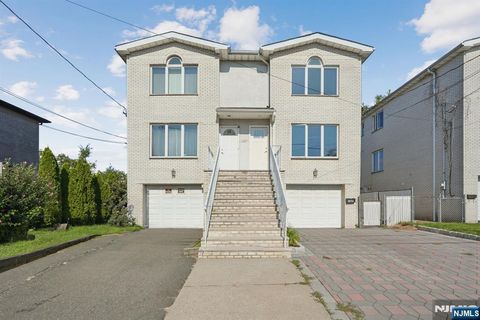 1627 Ponsi Street B Fort Lee NJ 07024