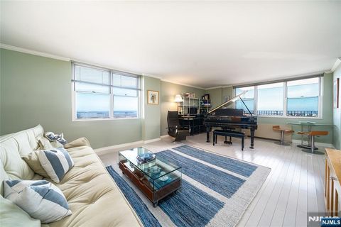 6040 Boulevard East 27H West New York NJ 07093
