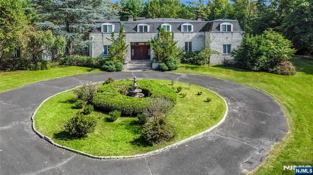 132 Chestnut Ridge Road