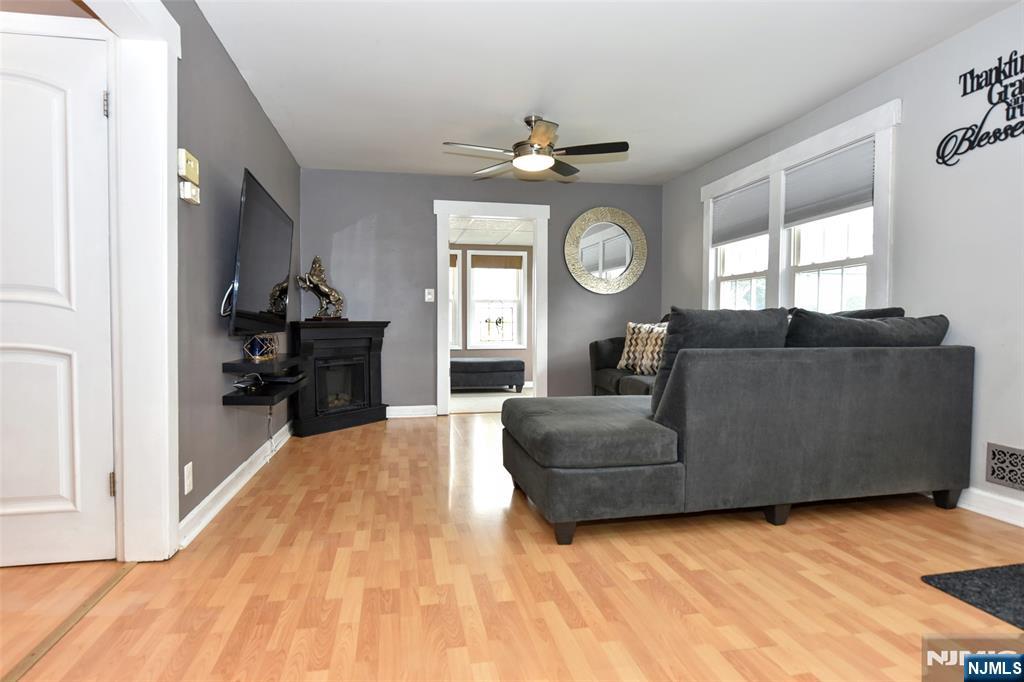 32 Bergen Avenue