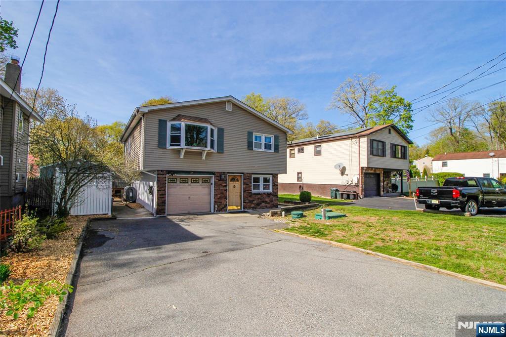 Property for Sale at 30 Acorn Street, Stanhope, New Jersey - Bedrooms: 3 
Bathrooms: 2 
Rooms: 7  - $399,000