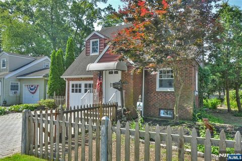 36 Grove Street Waldwick NJ 07463