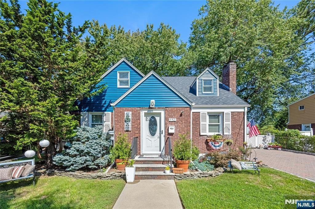 253 Birchwood Road