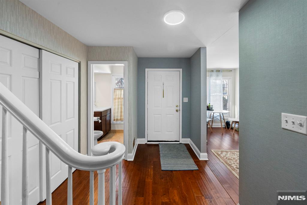 34 Hillsborough Court