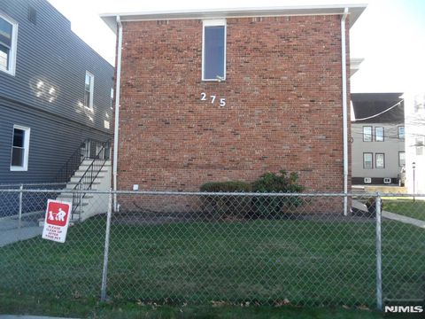275 Rhode Island Avenue East Orange NJ 07018