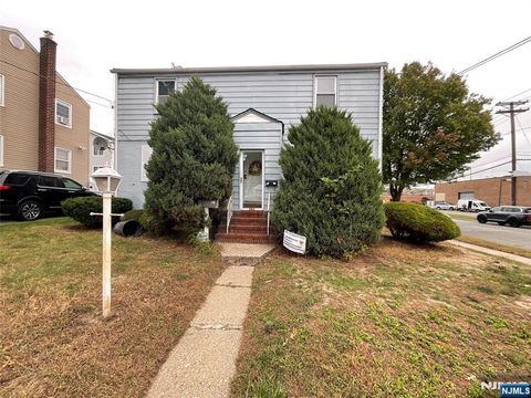 683 Kingsland Avenue Lyndhurst NJ 07071