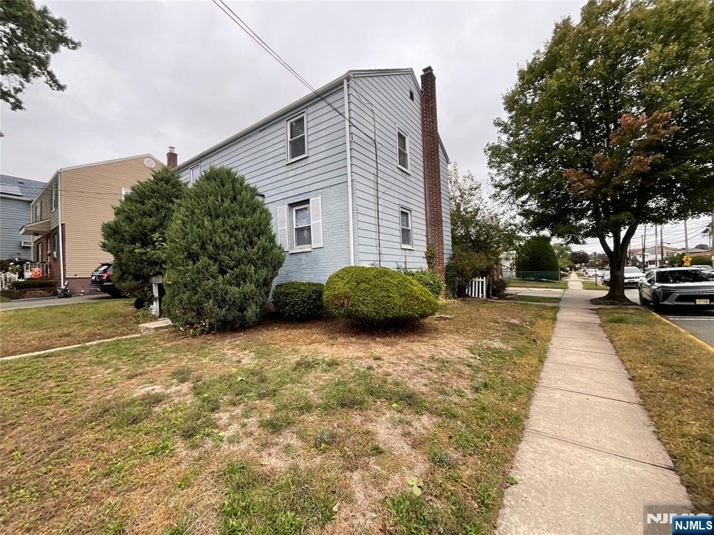 683 Kingsland Avenue