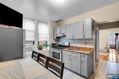 Photo of 527 34th Street #D2, Union City, NJ 07087 (MLS # 26006256)