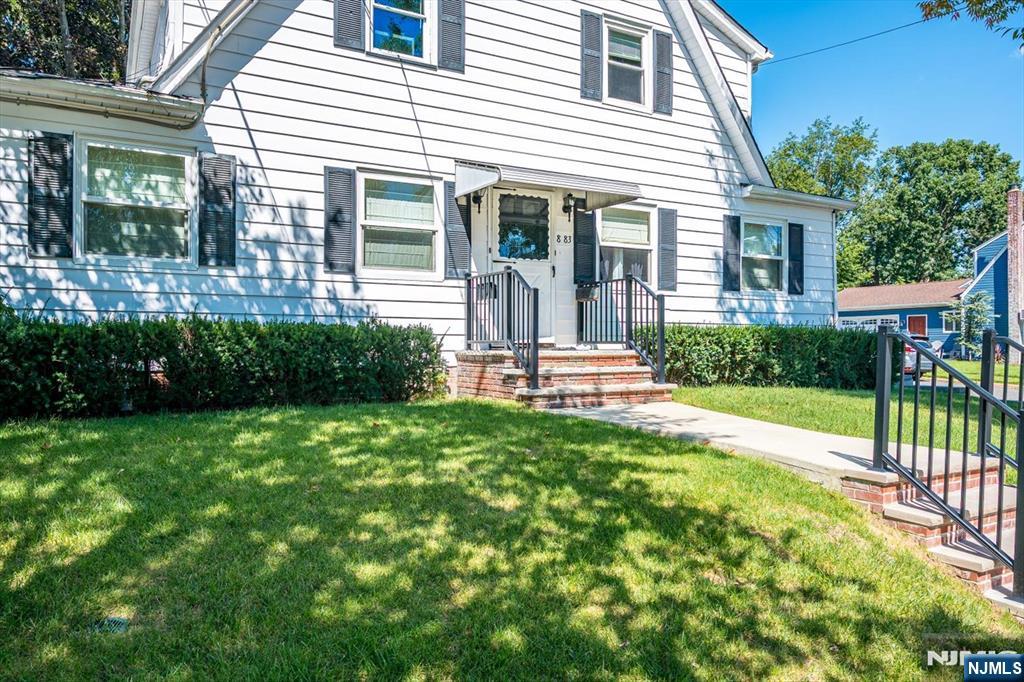 8-83 Henderson Boulevard
