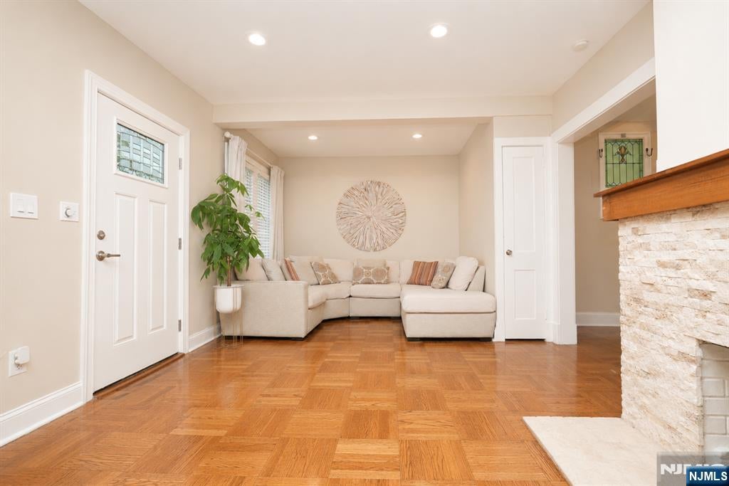 17 Prospect Street