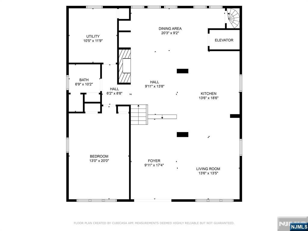 Main image without alt text