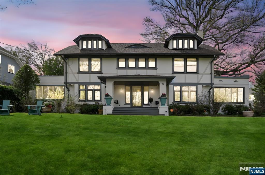 Property for Sale at 4 Harrison Avenue, Montclair, New Jersey - Bedrooms: 6 
Bathrooms: 4 
Rooms: 12  - $1,499,000