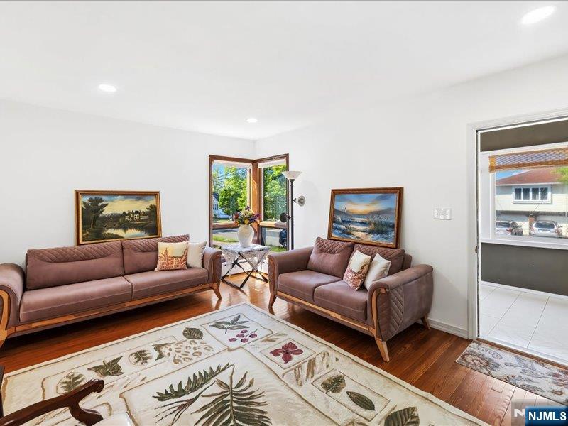 Homes for Sale in Northern NJ | ThisIsRiverEdge.com 5-33 5th Street