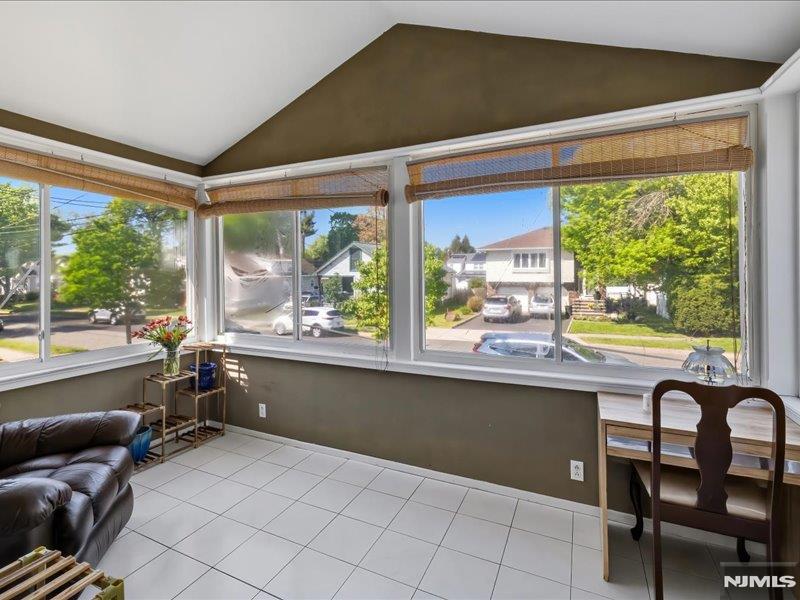 5-33 5th Street