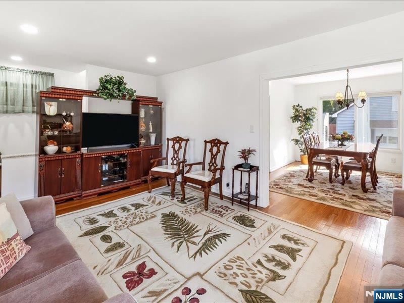 Homes for Sale in Northern NJ | ThisIsRiverEdge.com 5-33 5th Street