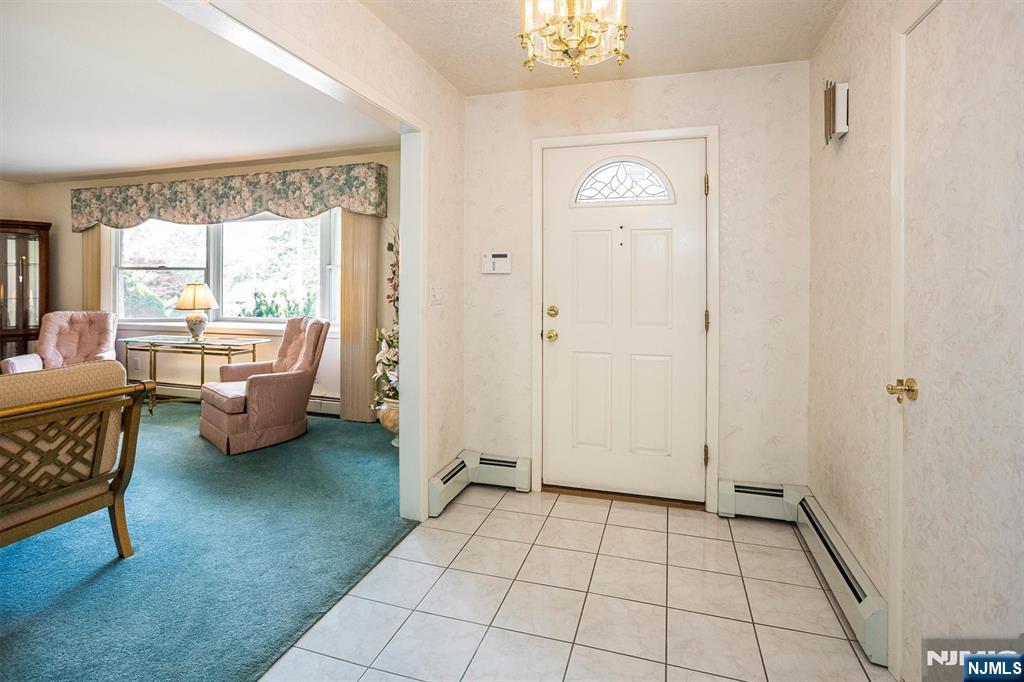 16 Feldstone Place