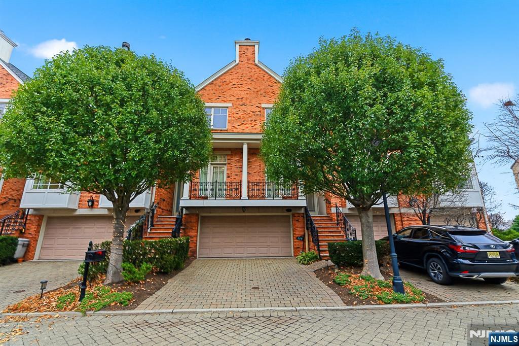 119 Hudson Cove