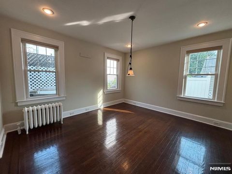 Photo of 186 Belleville Turnpike, Kearny, NJ 07032 (MLS # 26008669)