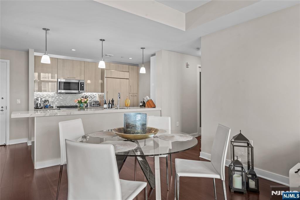 1200 Ave At Port Imperial 504
