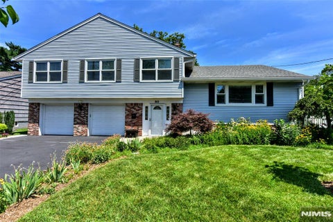 Photo of 80 Dogwood Court, Westwood, NJ 07675 (MLS # 26016730)