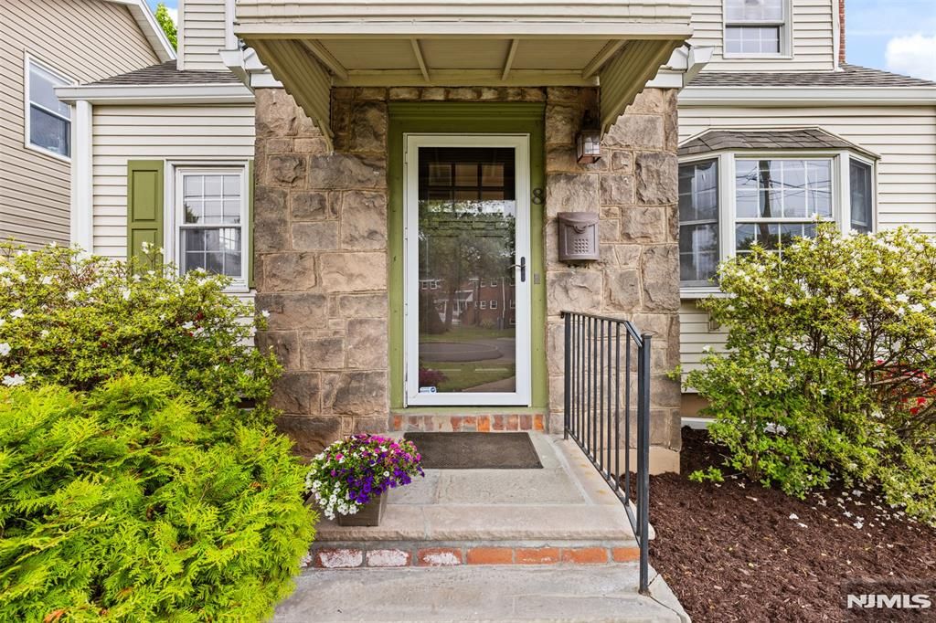 Photo of 8 Huntting Drive, Dumont, NJ 07628 (MLS # 26016863)
