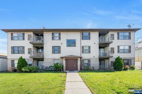 MLS: 25016968