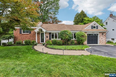 100 4th Avenue Westwood NJ 07675