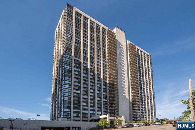 200 Old Palisade Road 21-J