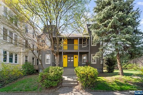 30 Lindsley Avenue West Orange NJ 07052