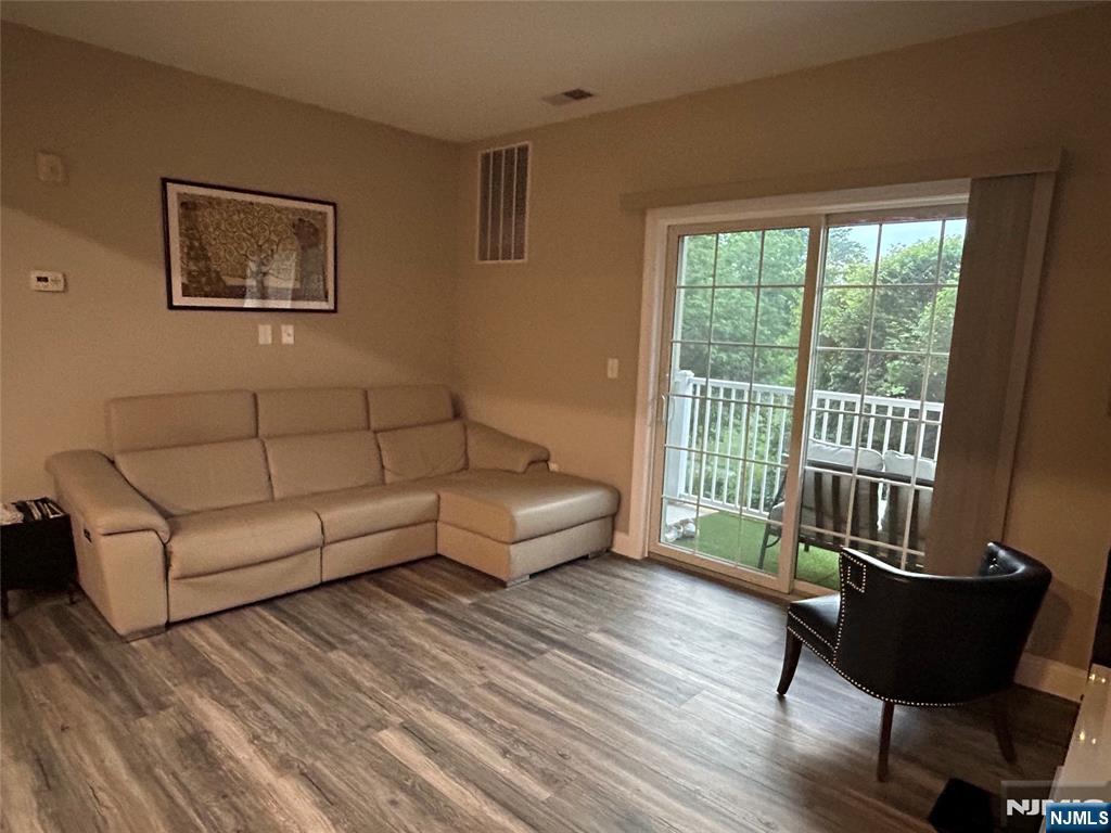 3109 Windsor Park Court 109-C