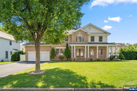 Photo of 220 Concord Drive, Paramus, NJ 07652 (MLS # 26035123)