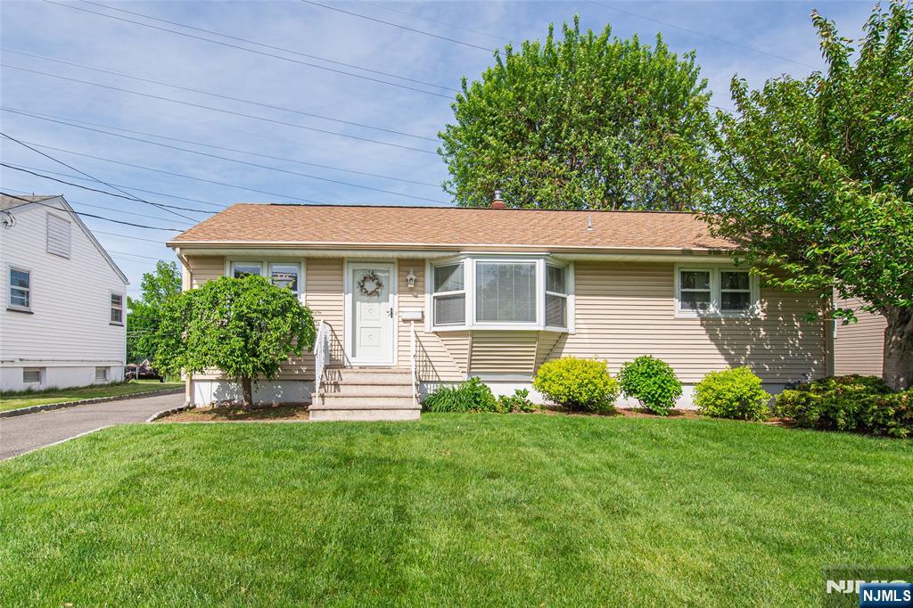 Property for Sale at 16 Joan Place, Clifton, New Jersey - Bedrooms: 3 
Bathrooms: 2 
Rooms: 6  - $550,000